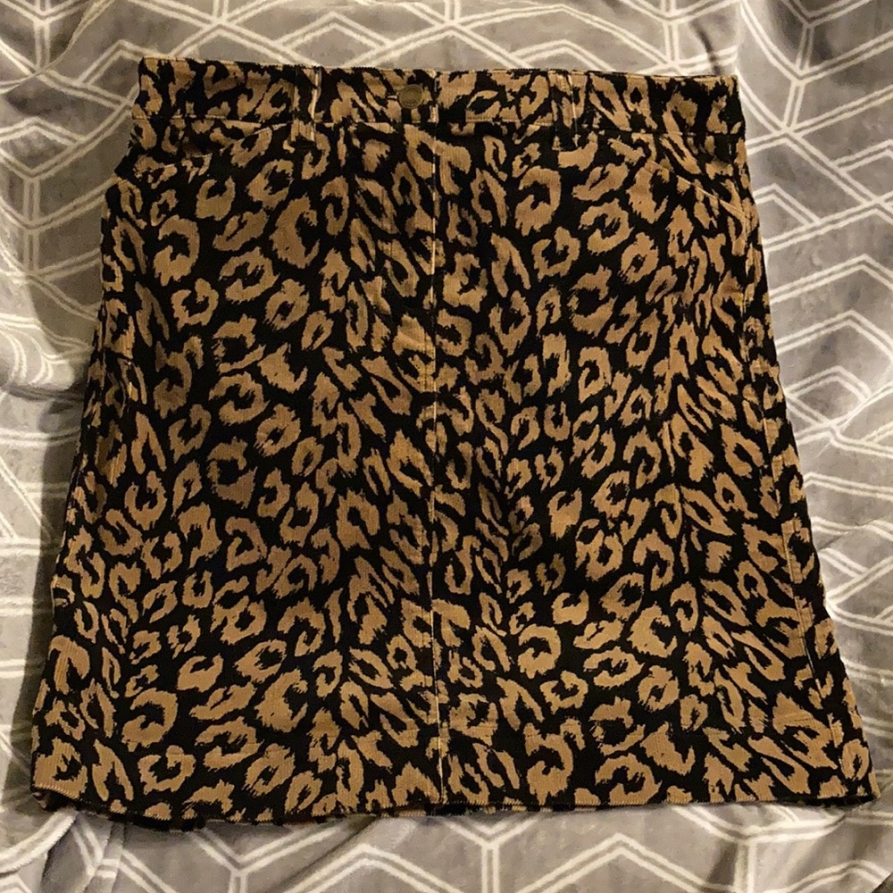 Leopard print corduroy midiskirt by Jones New York